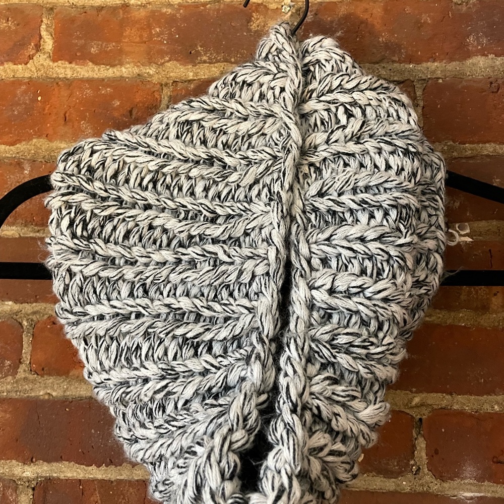 Infinity scarf